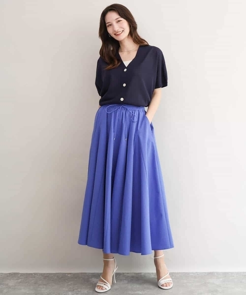 MK MICHEL KLEIN（エムケーミッシェルクラン）の「[撥水/UVカット/洗える]ボリュームフレアスカート（スカート・レディース・ネイビー/ブルー・38）」の16枚目の写真