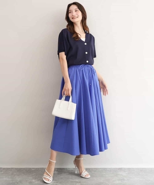 MK MICHEL KLEIN（エムケーミッシェルクラン）の「[撥水/UVカット/洗える]ボリュームフレアスカート（スカート・レディース・ネイビー/ブルー・38）」の15枚目の写真