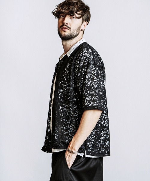NO ID.（ノーアイディ）の「【NO ID.】Sheer Open Collar BIG Shirt / シアー オープンカラー ビッグ シャツ（シャツ/ブラウス・メンズ・ブラック/ホワイト・ONE SIZE）」の15枚目の写真