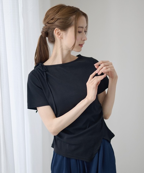 DAYRA(デイラ)の「シャーリング サイドリボン 半袖 カットソー トップス(Tシャツ/カットソー・レディース・グレー/ブラック/ホワイト・FREE)」の6枚目の写真