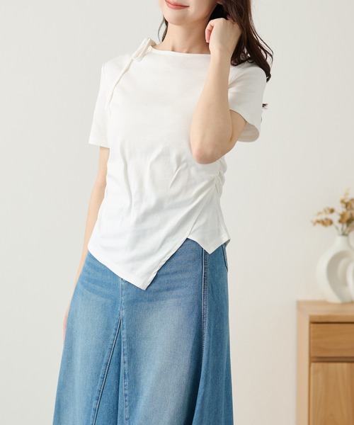 DAYRA(デイラ)の「シャーリング サイドリボン 半袖 カットソー トップス(Tシャツ/カットソー・レディース・グレー/ブラック/ホワイト・FREE)」の9枚目の写真
