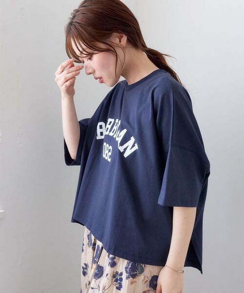 le.coeur blanc（ルクールブラン）の「《WEB限定》カレッジロゴオーバーTシャツ（Tシャツ/カットソー・レディース・グレイッシュベージュ/ネイビー/ダークグリーン/オフホワイト・38）」の20枚目の写真