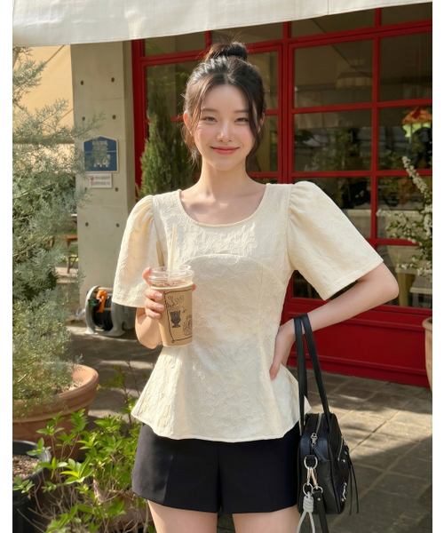 GIEMAR(ジエマル)の「ムーズフレアブラウス アイボリー(シャツ/ブラウス・レディース・その他・SMALL/MEDIUM)」の5枚目の写真