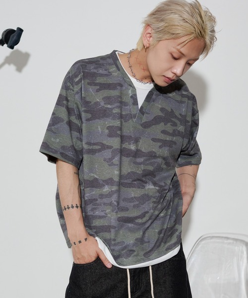 WEGO（ウィゴー）の「WEGO/キーネックフェイクレイヤードT（Tシャツ/カットソー・メンズ・ブラック/その他1/カーキ/ブラック系その他5・LARGE/MEDIUM）」の4枚目の写真