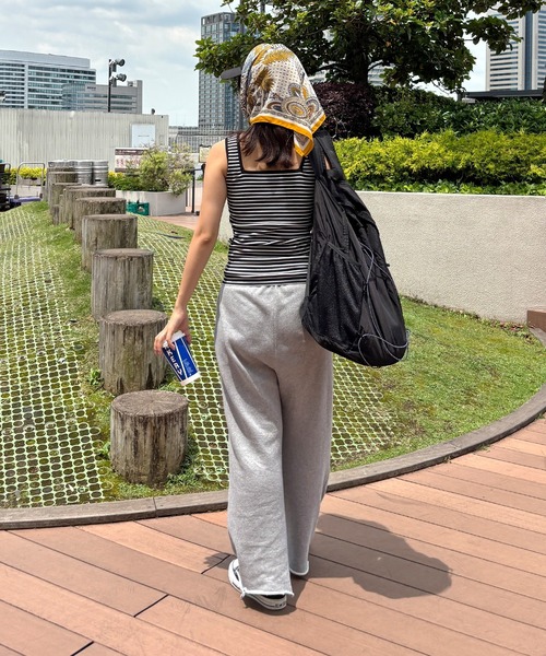ISOOK（アイスー）の「【ISOOK / アイスー】カップ付きスクエアネックリブタンクトップ / ブラトップ インナー ボーダー 無地 ZOZOTOWN限定（タンクトップ・レディース・モカ/ブラック・FREE）」の7枚目の写真
