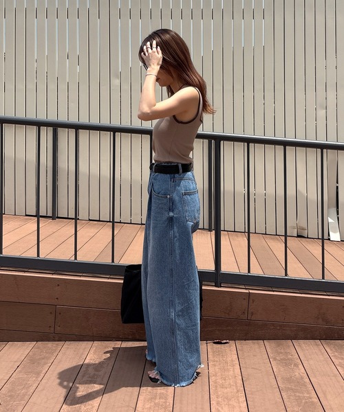 ISOOK（アイスー）の「【ISOOK / アイスー】カップ付きスクエアネックリブタンクトップ / ブラトップ インナー ボーダー 無地 ZOZOTOWN限定（タンクトップ・レディース・モカ/ブラック・FREE）」の21枚目の写真