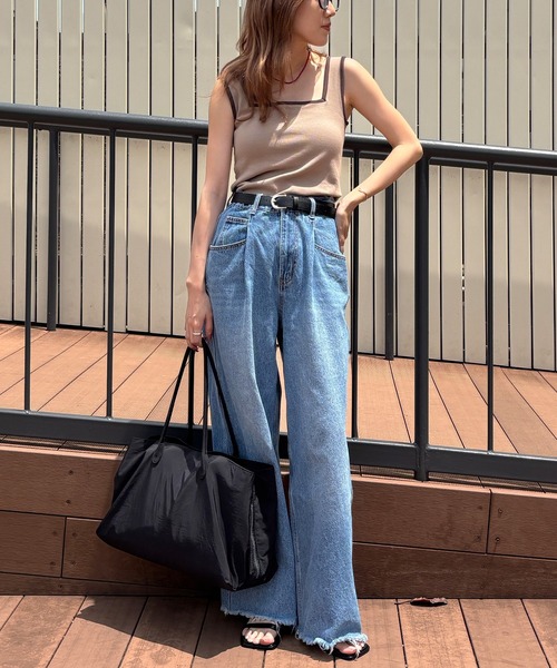 ISOOK（アイスー）の「【ISOOK / アイスー】カップ付きスクエアネックリブタンクトップ / ブラトップ インナー ボーダー 無地 ZOZOTOWN限定（タンクトップ・レディース・モカ/ブラック・FREE）」の22枚目の写真