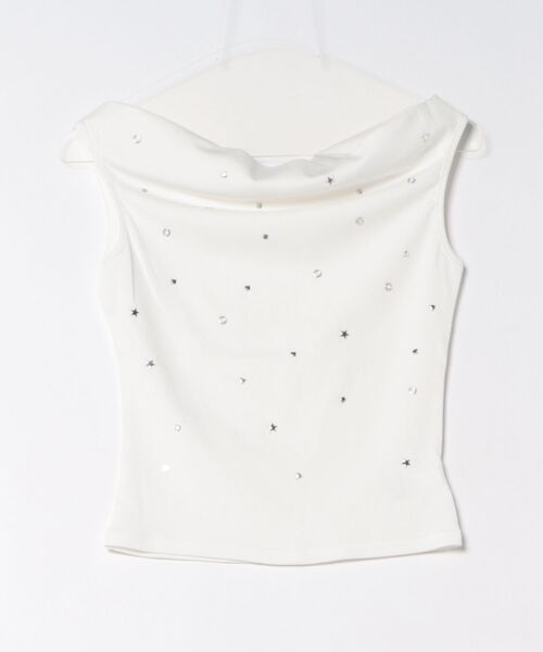 Chiina(チーナ)の「【Chiina】スタッズワンショルダートップス(Tシャツ/カットソー・レディース・ブラック/ホワイト/レッド・FREE)」の7枚目の写真