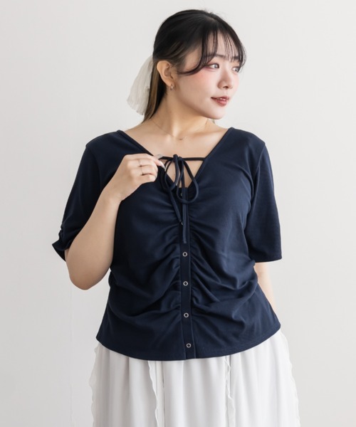 CLETTE(クレット)の「CLETTEオリジナルネックリボンフロントボタンカットソー(Tシャツ/カットソー・レディース・ネイビー/オフホワイト/ワイン・LL/3L/4L)」の7枚目の写真