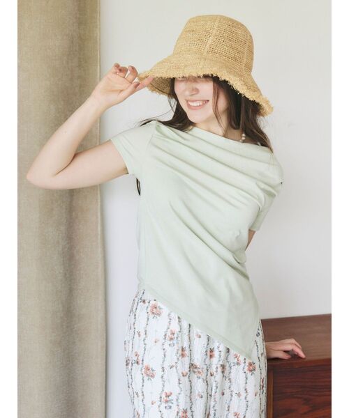 Ungrid（アングリッド）の「タックデザインオフショルTee（Tシャツ/カットソー・レディース・チャコールグレー/グリーン/オフホワイト・FREE）」の10枚目の写真