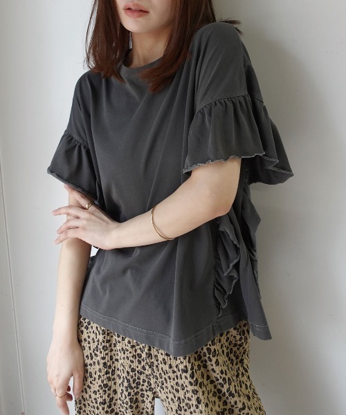 CORNERS(コーナーズ)の「ドライタッチピグメント加工ラッフルスリーブTシャツ(Tシャツ/カットソー・レディース・ブルー/パープル/グレイッシュベージュ/ピンク/チャコールグレー/ミント・FREE)」の2枚目の写真