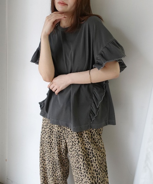 CORNERS(コーナーズ)の「ドライタッチピグメント加工ラッフルスリーブTシャツ(Tシャツ/カットソー・レディース・ブルー/パープル/グレイッシュベージュ/ピンク/チャコールグレー/ミント・FREE)」の9枚目の写真