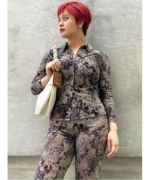 Desigual | フラワーフロック加工の長袖シャツ(シャツ/ブラウス)
