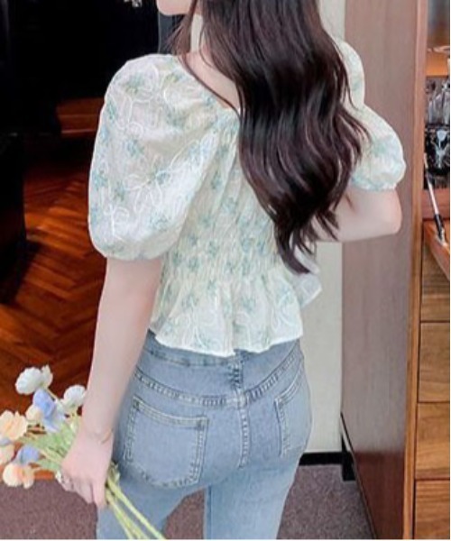 &soiree(アンドソワレ)の「ダブルシャーリング花柄ブラウス(シャツ/ブラウス・レディース・イエロー/ブルー・LARGE/MEDIUM/SMALL/X-LARGE)」の7枚目の写真