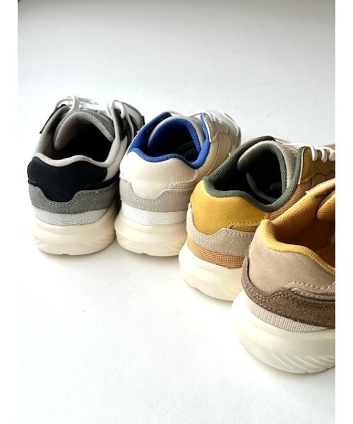 Shake・In cloak(シェイクインクローク)の「ライトスニーカー(スニーカー・レディース・ネイビー/ブラック/Mustard/ホワイト/ベージュ・M/L/LL/S)」の17枚目の写真