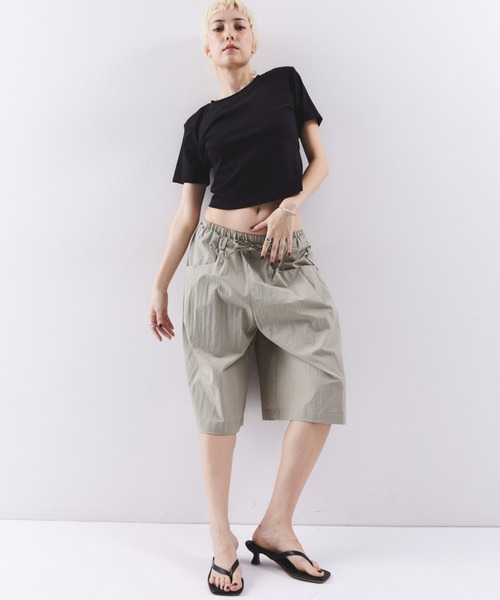 HANNE(アン)の「ギャザーイージーバミューダパンツ(その他パンツ・レディース・ホワイト/ベージュ/ブラック・FREE)」の8枚目の写真