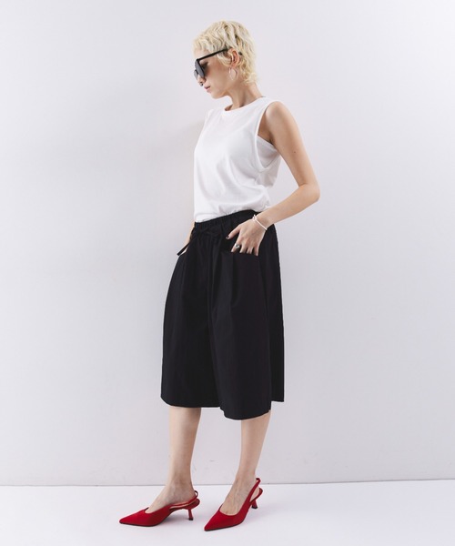 HANNE(アン)の「ギャザーイージーバミューダパンツ(その他パンツ・レディース・ホワイト/ベージュ/ブラック・FREE)」の13枚目の写真