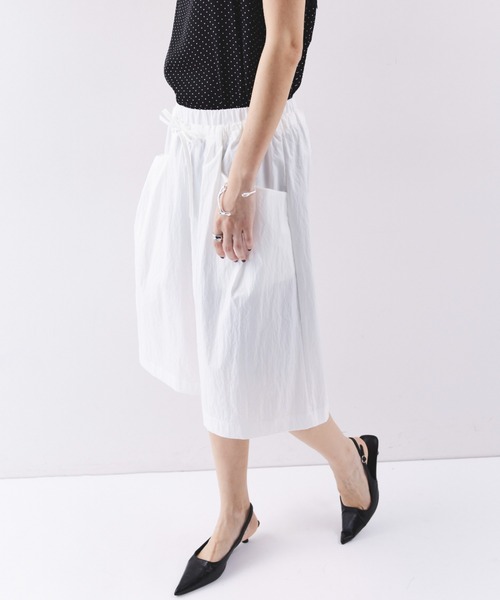 HANNE(アン)の「ギャザーイージーバミューダパンツ(その他パンツ・レディース・ホワイト/ベージュ/ブラック・FREE)」の21枚目の写真