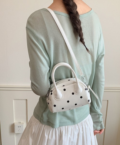 mebole（メボレ）の「dot mini boston bag（ショルダーバッグ・レディース・ホワイト/ブラック・FREE）」の3枚目の写真