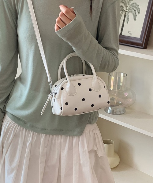 mebole（メボレ）の「dot mini boston bag（ショルダーバッグ・レディース・ホワイト/ブラック・FREE）」の4枚目の写真