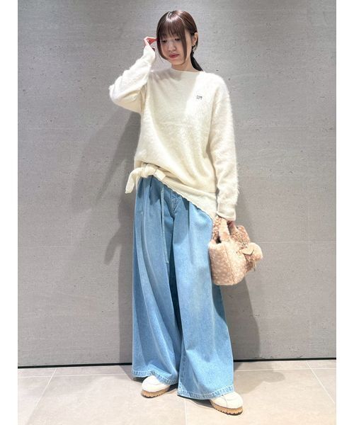 FURFUR(ファーファー)の「タックワイドデニムパンツ(デニムパンツ・レディース・ライトグレー/インディゴブルー/ライトピンク/サックスブルー・1/0)」の16枚目の写真
