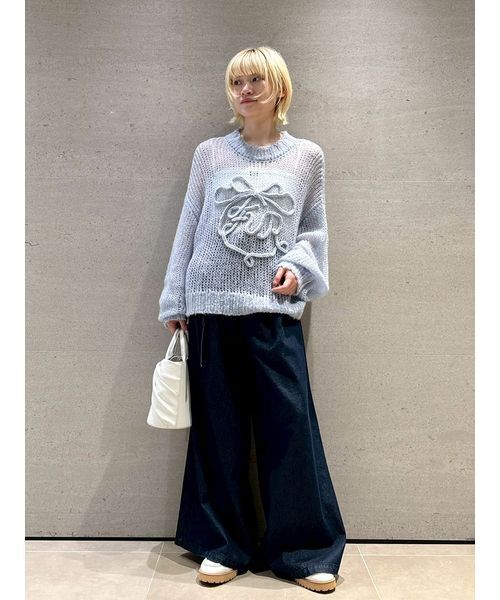 FURFUR(ファーファー)の「タックワイドデニムパンツ(デニムパンツ・レディース・ライトグレー/インディゴブルー/ライトピンク/サックスブルー・1/0)」の18枚目の写真