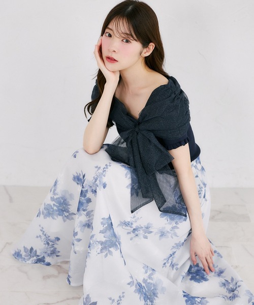tocco closet(トッコ クローゼット)の「シアーボンディングフラワープリントタックフレアスカート(スカート・レディース・レッド系その他/ブルー/ブラック・M)」の17枚目の写真