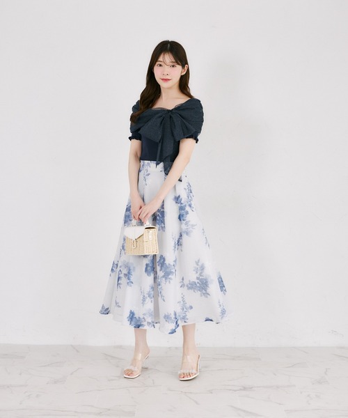 tocco closet(トッコ クローゼット)の「シアーボンディングフラワープリントタックフレアスカート(スカート・レディース・レッド系その他/ブルー/ブラック・M)」の12枚目の写真