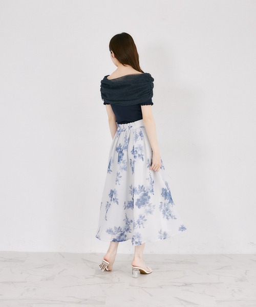 tocco closet(トッコ クローゼット)の「シアーボンディングフラワープリントタックフレアスカート(スカート・レディース・レッド系その他/ブルー/ブラック・M)」の14枚目の写真