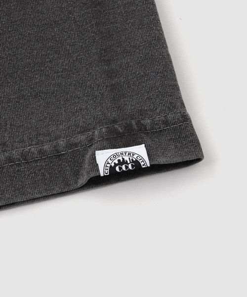 is-ness(イズネス)の「CCC*IS-NESS COTTON T-SHIRT HOUSE(Tシャツ/カットソー・メンズ・チャコールグレー/ホワイト・MEDIUM/LARGE)」の3枚目の写真
