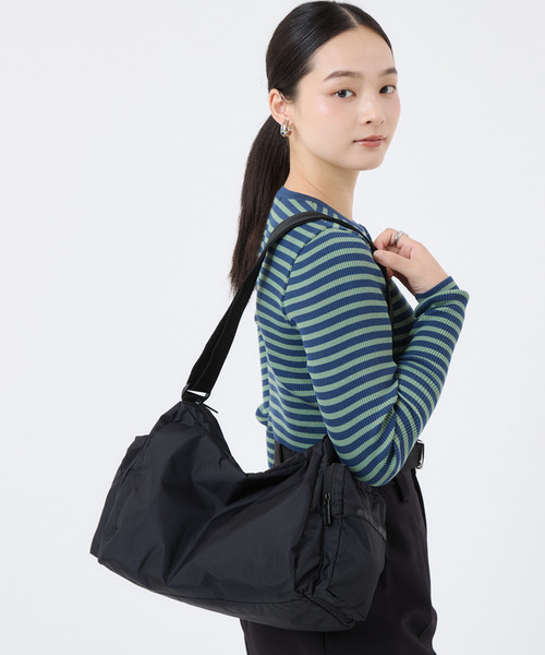 LeSportsac(レスポートサック)の「CARGO SHOULDER BAG リサイクルドブラックJP(ショルダーバッグ・レディース・ブラック・FREE)」の1枚目の写真