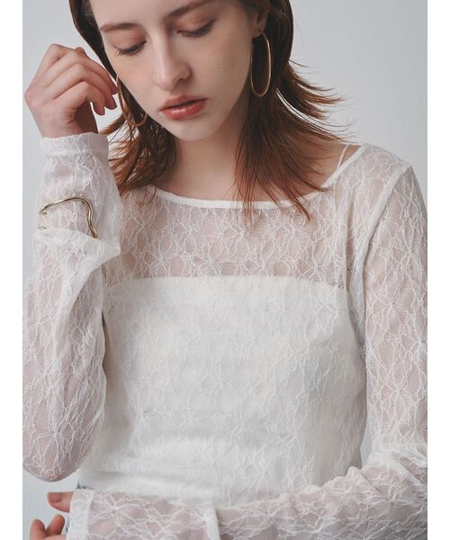 ELENDEEK(エレンディーク)の「レーススキンカットソー(Tシャツ/カットソー・レディース・オフホワイト/ブラック・FREE)」の4枚目の写真