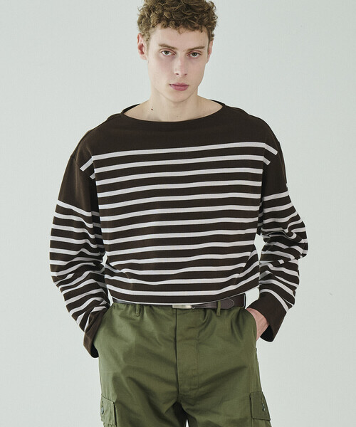 ORCIVAL(オーシバル)の「ORCIVAL | ラッセル ボートネック ワイドセーラーTシャツ MEN(Tシャツ/カットソー・メンズ・ブラック系その他/ブルー系その他/ベージュ系その他/ブラウン系その他・5/3/4)」の2枚目の写真