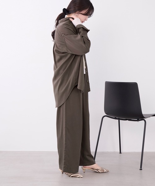 MICA&DEAL（マイカ＆ディール）の「フィブリル2WAYシャツ〈セットアップ対応〉（シャツ/ブラウス・レディース・ブラウン/チャコールグレー/ベージュ・FREE）」の14枚目の写真