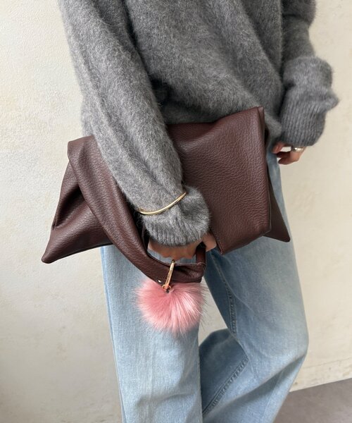 DouDou（ドゥドゥ）の「【WEB限定】ポンポンチャーム付ショッパー（トートバッグ・レディース・アイボリー/ボルドー/ブラック・FREE）」の14枚目の写真