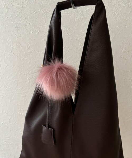 DouDou（ドゥドゥ）の「【WEB限定】ポンポンチャーム付ショッパー（トートバッグ・レディース・アイボリー/ボルドー/ブラック・FREE）」の19枚目の写真