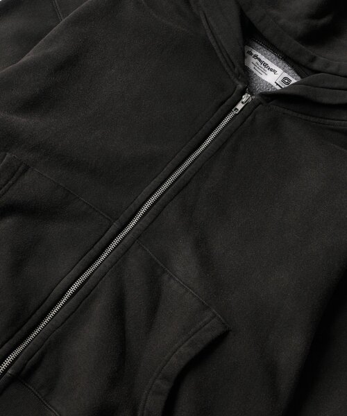 Sourcream(サワークリーム)の「【26AW LOOK掲載品番】【Sourcream】Faded ZIPパーカー(パーカー・レディース・サックスブルー/チャコールグレー/ブラウン・SMALL/MEDIUM)」の4枚目の写真