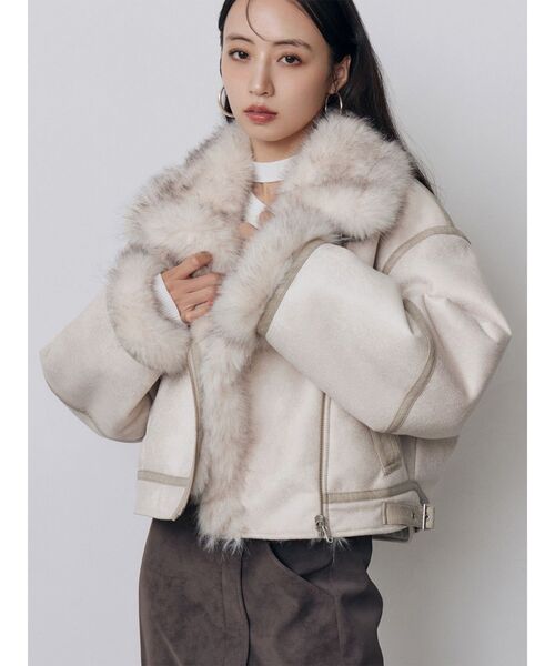 MURUA(ムルーア)の「リバーシブルショートフェイクムートンブルゾン 冬服(ムートンコート・レディース・ネイビー/ブラウン/その他1/ブラック/アイボリー・FREE)」の2枚目の写真