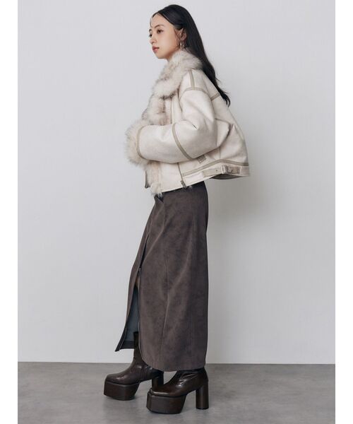 MURUA(ムルーア)の「リバーシブルショートフェイクムートンブルゾン 冬服(ムートンコート・レディース・ネイビー/ブラウン/その他1/ブラック/アイボリー・FREE)」の17枚目の写真