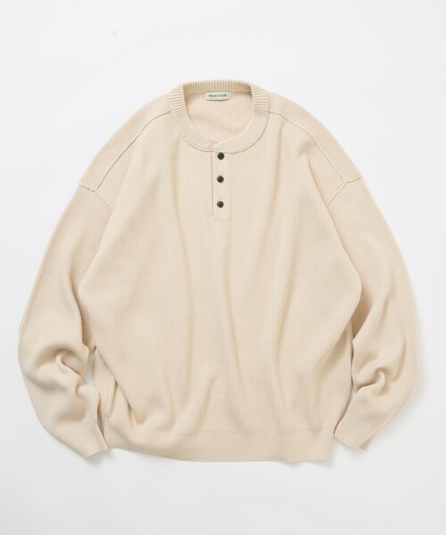 FREAK'S STORE（フリークスストア）の「限定展開 リラックスフィット 片畦リンキング ヘンリーネック ニット（ニット/セーター・メンズ・ブラック/グリーン/ナチュラル/ブラウン/チャコールグレー・MEDIUM/LARGE）」の19枚目の写真