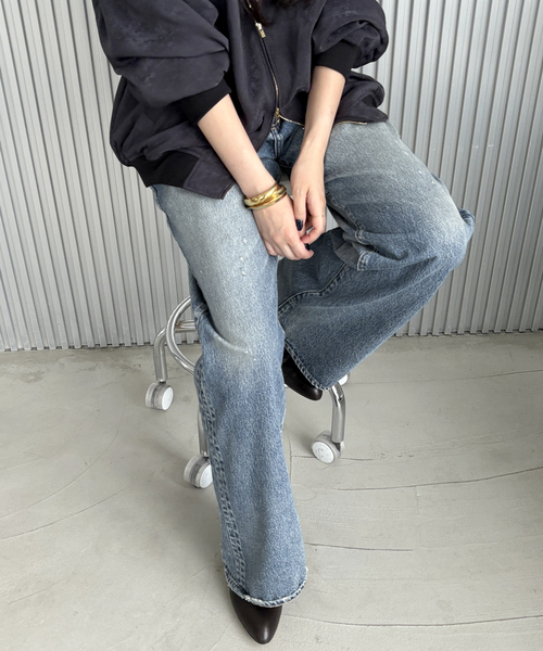 NEEDBY heritage（ニードバイヘリテージ）の「【NEEDBY heritage/ニードバイヘリテージ】別注Flare Fit Denim（デニムパンツ・レディース・ブルー・26/27/24/25）」の3枚目の写真
