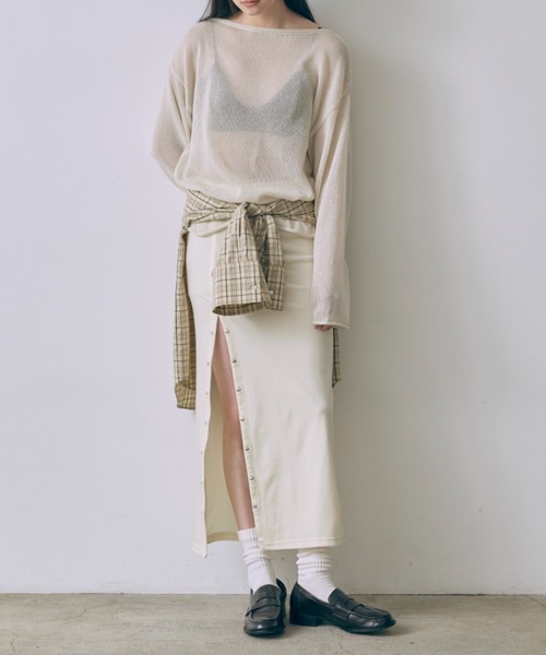 EN NEUME（エンノイム）の「Velour Snap-Detail I-Line Skirt（スカート・レディース・ブラック/キャメル/アイボリー/ダークブラウン・FREE）」の22枚目の写真