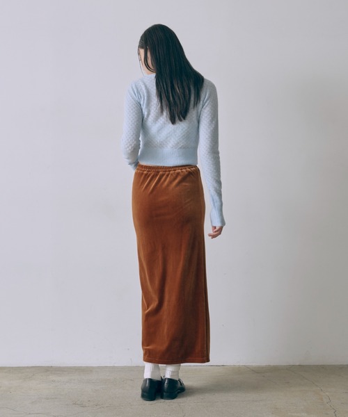 EN NEUME（エンノイム）の「Velour Snap-Detail I-Line Skirt（スカート・レディース・ブラック/キャメル/アイボリー/ダークブラウン・FREE）」の9枚目の写真