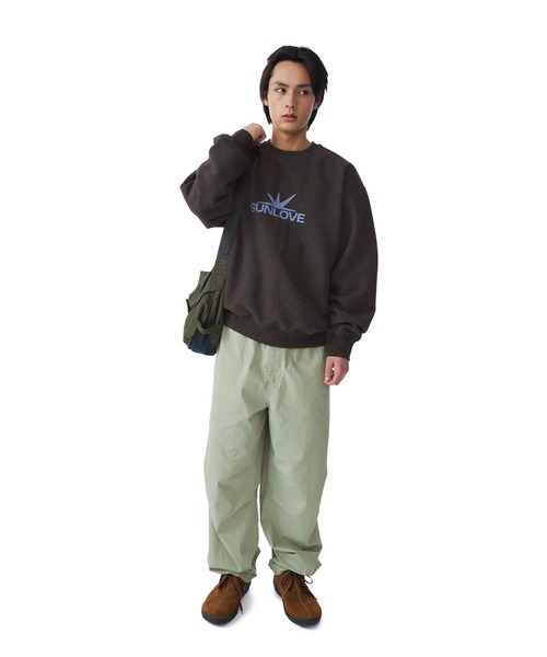 SUNLOVE（サンラブ）の「Daybreak Logo Crew（スウェット・レディース・ヘザーグレー/グリーン系その他/チャコール・S/M/L）」の14枚目の写真