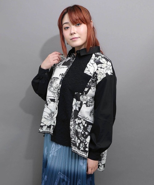 iS ScoLar(イズスカラー)の「563223:スカーフ柄×ジャガード生地 リメイク風シャツ(シャツ/ブラウス・レディース・ブラック/カーキ/アイボリー・M)」の5枚目の写真