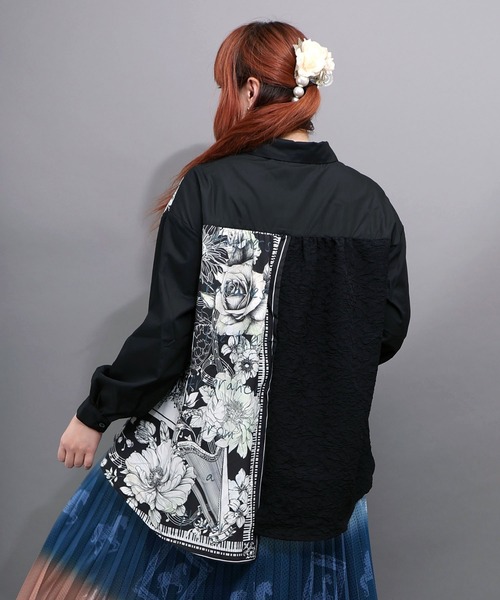 iS ScoLar(イズスカラー)の「563223:スカーフ柄×ジャガード生地 リメイク風シャツ(シャツ/ブラウス・レディース・ブラック/カーキ/アイボリー・M)」の6枚目の写真