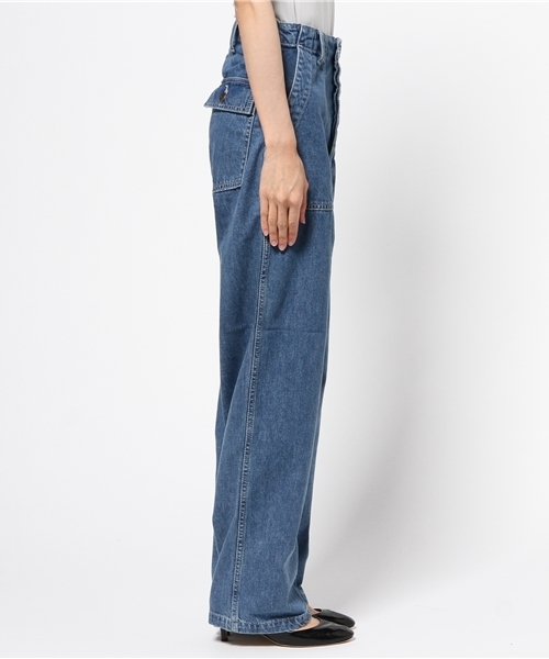 MOUSSY（マウジー）の「DENIM WORKERS WIDE PT（デニムパンツ・レディース・ブルー・26inch/24inch/25inch/27inch）」の3枚目の写真