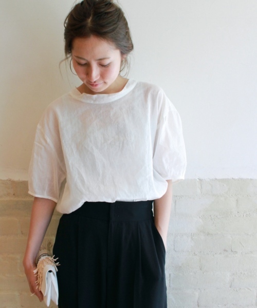 FRAMeWORK（フレームワーク）の「ラミー/C パフスリーブ ブラウス◆（シャツ/ブラウス・レディース・ホワイト/ライトグリーン/サックスブルー・FREE）」の2枚目の写真