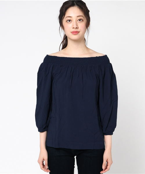 TOMMY HILFIGER（トミーヒルフィガー）の「オフショルダートップス（Tシャツ/カットソー・レディース・ネイビー/ベージュ/レッド・SMALL/LARGE/MEDIUM）」の4枚目の写真