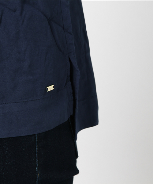 TOMMY HILFIGER（トミーヒルフィガー）の「オフショルダートップス（Tシャツ/カットソー・レディース・ネイビー/ベージュ/レッド・SMALL/LARGE/MEDIUM）」の9枚目の写真